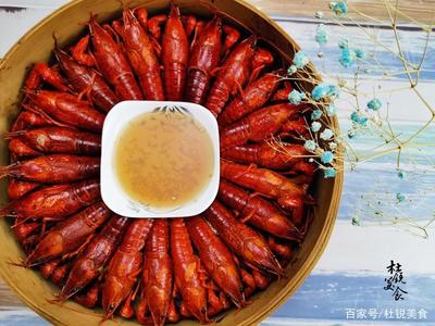 拒絕重調(diào)料，還原真滋味 品味原汁原味小龍蝦的清香真諦